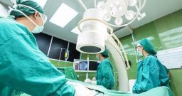 Quali sono le condizioni di lavoro e di salute nel settore sanitario? Quali sono le condizioni di lavoro e di salute nel settore sanitario?