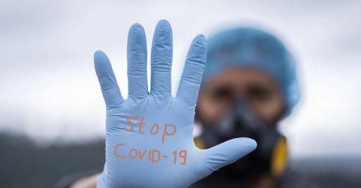 La protezione degli operatori sanitari nella nuova fase dell’emergenza COVID-19 La protezione degli operatori sanitari nella nuova fase dell’emergenza COVID-19
