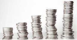 È possibile risparmiare investendo di più e meglio nella sicurezza? È possibile risparmiare investendo di più e meglio nella sicurezza?