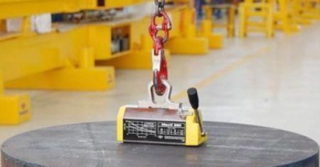 Imparare dagli errori: gli infortuni con i sistemi magnetici di sollevamento Imparare dagli errori: gli infortuni con i sistemi magnetici di sollevamento