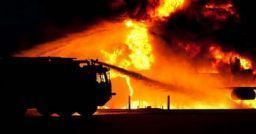 Incendi: le differenze tra l’approccio prescrittivo e prestazionale Incendi: le differenze tra l’approccio prescrittivo e prestazionale