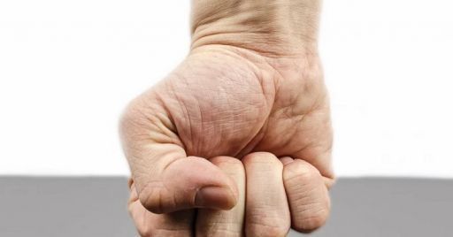 Una nuova legge contro la violenza a danno degli operatori sanitari Una nuova legge contro la violenza a danno degli operatori sanitari