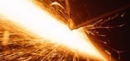La sicurezza nell’attività di saldatura: gli indumenti di protezione La sicurezza nell’attività di saldatura: gli indumenti di protezione