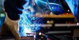 La sicurezza nella saldatura: i rischi con alluminio, piombo e cadmio La sicurezza nella saldatura: i rischi con alluminio, piombo e cadmio