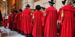 Sulla responsabilità di un coordinatore per una caduta mortale dall’alto Sulla responsabilità di un coordinatore per una caduta mortale dall’alto