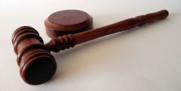 Cosa accade quando ci sono più titolari di posizioni di garanzia? Cosa accade quando ci sono più titolari di posizioni di garanzia?