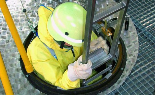 Spazi confinati e normativa: dubbi tanti e certezze poche Spazi confinati e normativa: dubbi tanti e certezze poche