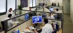 Sicurezza in ufficio: come usare le attrezzature di lavoro Sicurezza in ufficio: come usare le attrezzature di lavoro