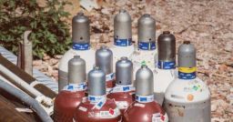 Rischi, istruzioni operative e responsabilità per le bombole di gas Rischi, istruzioni operative e responsabilità per le bombole di gas