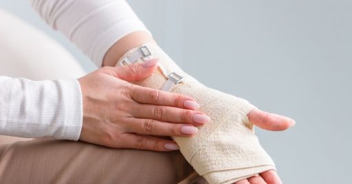 Imparare dagli errori: gli infortuni con le dentatrici e le cesoie Imparare dagli errori: gli infortuni con le dentatrici e le cesoie