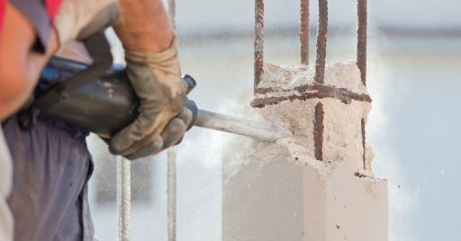Valutazione del rischio vibrazioni applicate al sistema mano braccio Valutazione del rischio vibrazioni applicate al sistema mano braccio