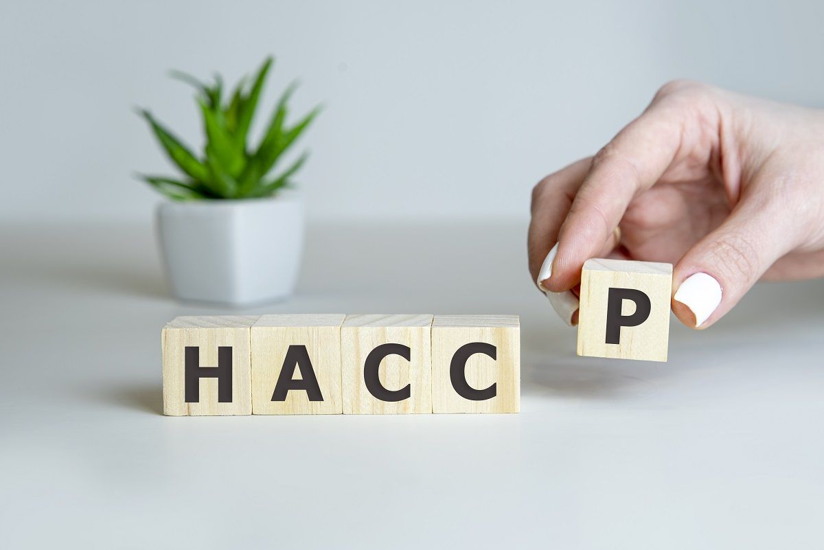 Lavorazione delle carni: igiene, sicurezza alimentare e piano HACCP Lavorazione delle carni: igiene, sicurezza alimentare e piano HACCP