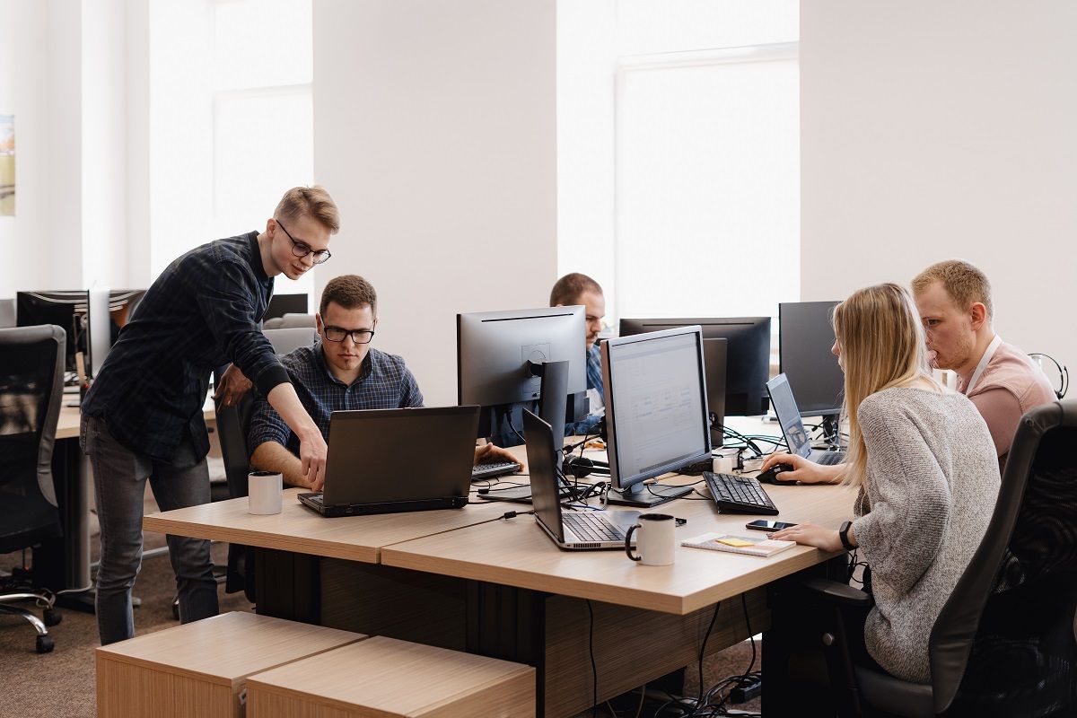 L’importanza della postazione di lavoro nel lavoro d’ufficio L’importanza della postazione di lavoro nel lavoro d’ufficio