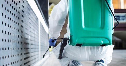 Rischio biologico in ambienti sanitari: la disinfezione arma potente di sicurezza Rischio biologico in ambienti sanitari: la disinfezione arma potente di sicurezza