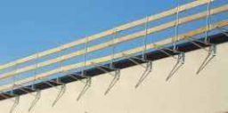 Cantieri edili: l’analisi dei parapetti provvisori Cantieri edili: l’analisi dei parapetti provvisori