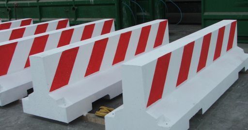 Due norme sulle barriere in grado di bloccare un’autobomba