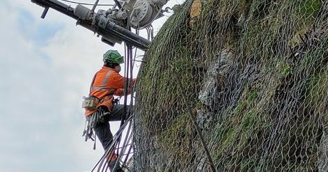 Appesi e sospesi: un seminario sulla sicurezza nei lavori su fune Appesi e sospesi: un seminario sulla sicurezza nei lavori su fune