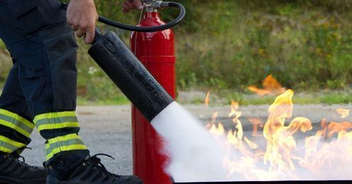 La valutazione del rischio incendio nelle attività a basso rischio La valutazione del rischio incendio nelle attività a basso rischio