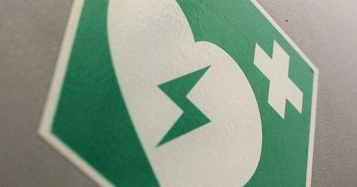 Defibrillatori semiautomatici e automatici: dove sono obbligatori?