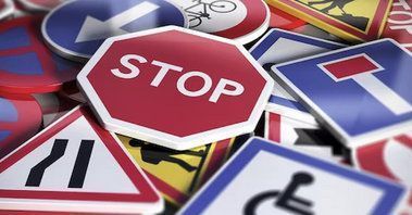 Imparare dagli errori: gli infortuni nella raccolta della segnaletica stradale Imparare dagli errori: gli infortuni nella raccolta della segnaletica stradale