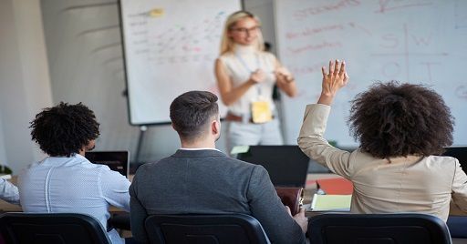 Come gestire l’aggiornamento della formazione in Azienda Come gestire l’aggiornamento della formazione in Azienda