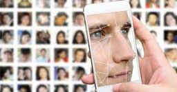 L’evoluzione degli smartphone L’evoluzione degli smartphone