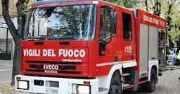 Interventi dei vigili del fuoco per dissesti strutturali Interventi dei vigili del fuoco per dissesti strutturali